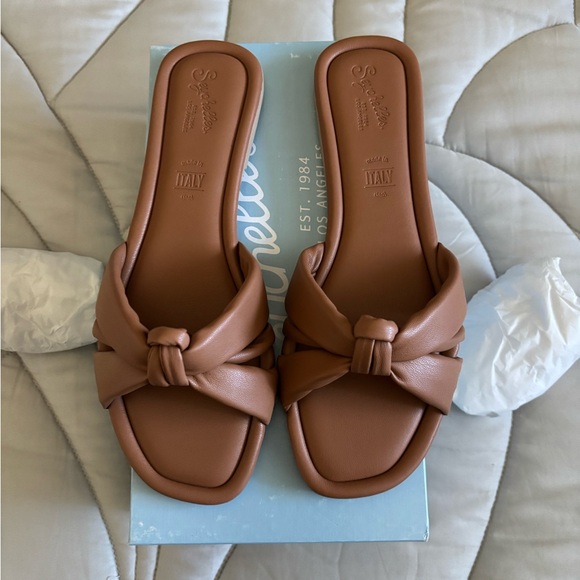 Seychelles Shoes - Seychelles Tan Knotted Slide Sandals